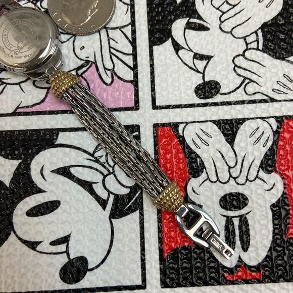 Disney Parks Minnie Mouse Two-Tone Bracelet Watch Mother of Pearl Dial - Picture 15 of 15